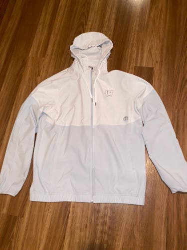 New Wisconsin Badgers Hockey Team Issued Under Armour Lightweight Performance Jacket Men’s Medium