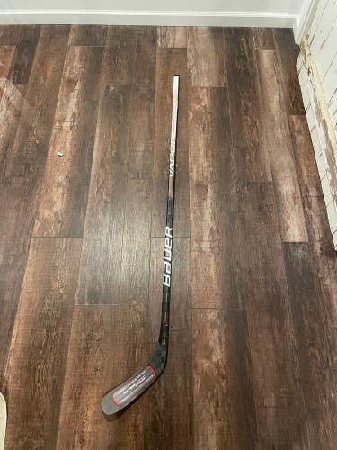 Senior Right Handed P88 Pro Stock Vapor Hyperlite Hockey Stick