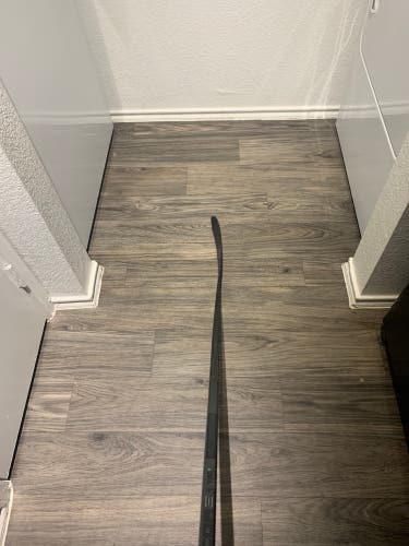 Senior Right Handed P90TM Ribcor Trigger 6 Hockey Stick