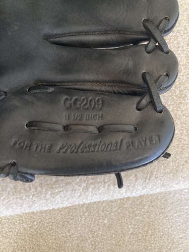 RARE GOLD label Rawlings RHT GG1150