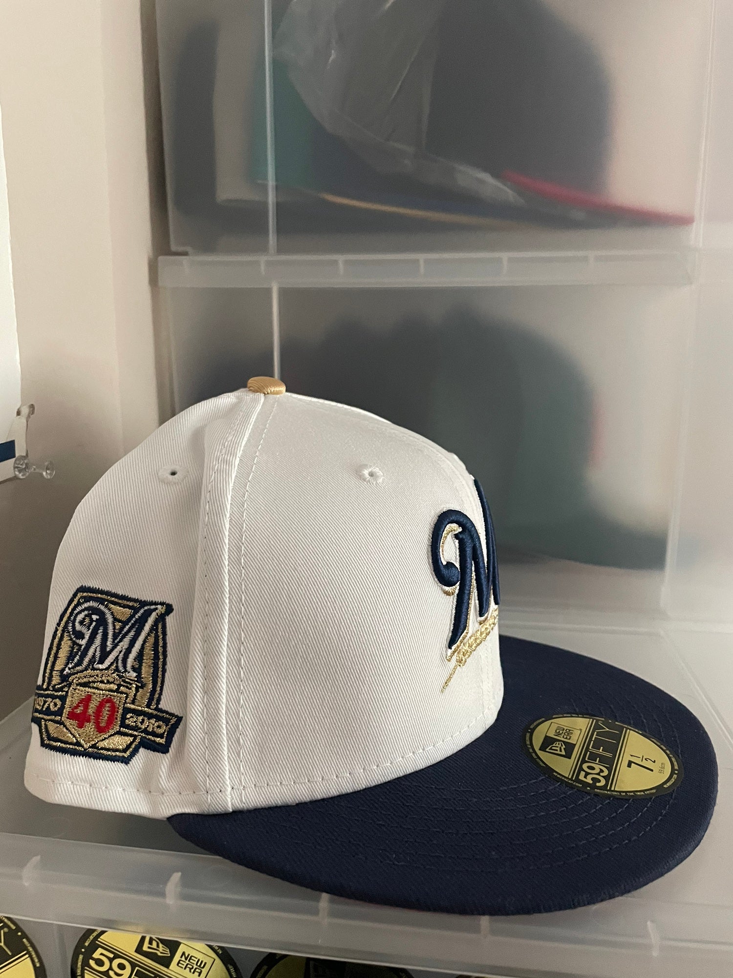 Cooperstown Collection Milwaukee Brewers Jersey XL with New Era Cap 7 1/2