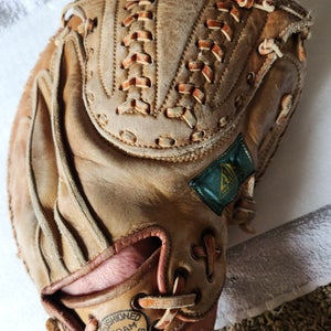 Very Rare Trio Hollander Yankee Clipper Right Hand Throw Catcher's Baseball Glove 32.5"