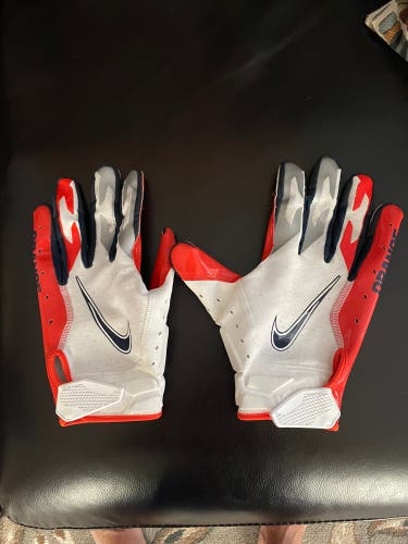 Syracuse Orange football gloves
