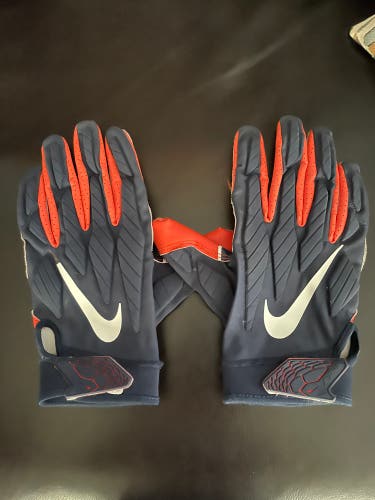 Syracuse football gloves