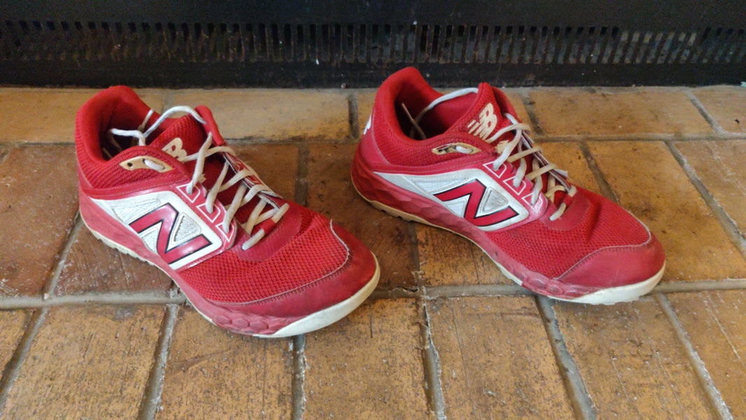 Red Adult Men's Used Size 10 (Women's 11) Turf Cleats New Balance Low Top 3000v4