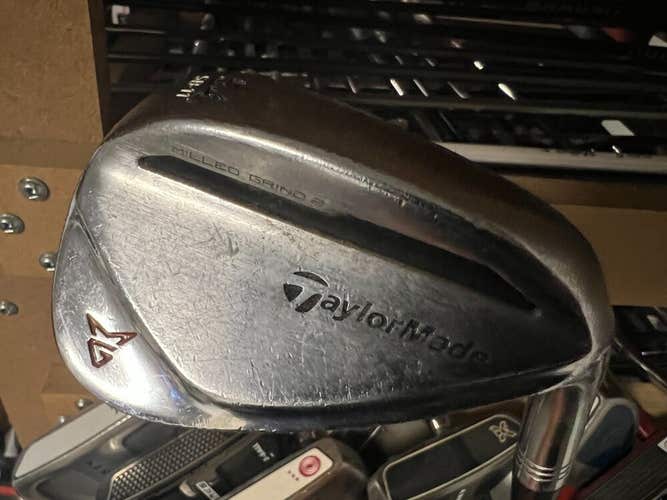 TaylorMade 54* Milled Grind 11-bounce Wedge with Dynamic Gold S200 shaft 1105