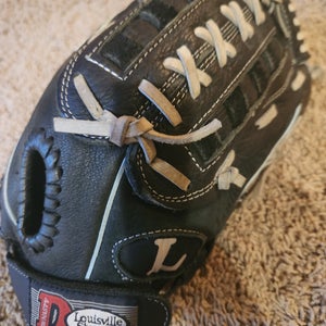 Louisville Slugger Right Hand Throw Dynasty Softball Glove 13" Game Ready. NICE glove