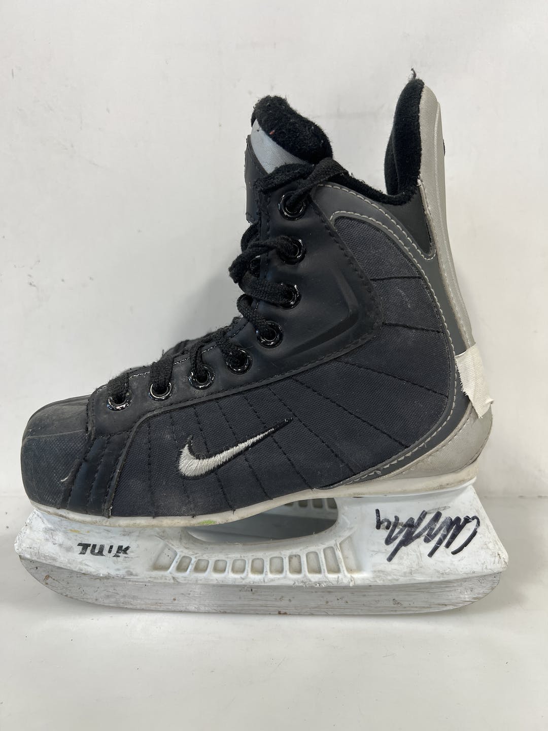 nike quest ice skates