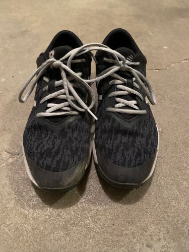 Black Men's Size 8.0 (Women's 9.0) New Balance Shoes
