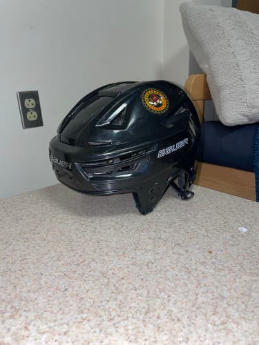 Used Medium Bauer Re-Akt 150 Helmet