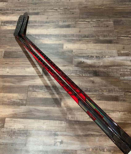 (2-pack) New Pro Stock RH CCM Jetspeed FT4 Pro P46M 85 Flex