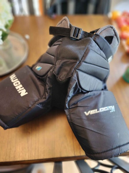 Used M/L Vaughn V9 Junior Goalie Pants