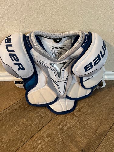 Junior Medium Bauer Nexus N9000 Shoulder Pads