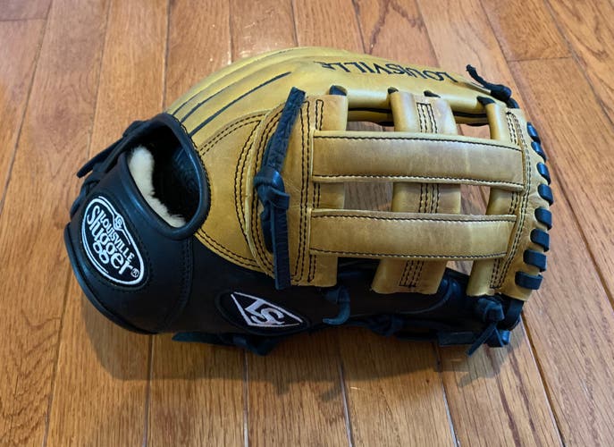 NEW Louisville Slugger Pro Flare - 11.75”