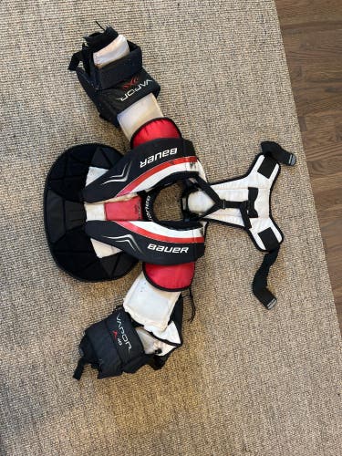 Bauer Vapor X: 40 Goalie Chest Protector