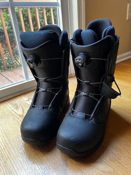 Men's Size 11 (Women's 12) Flow All Mountain Snowboard Boots