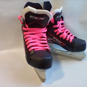 Used Ccm Youth 13.0 Ice Hockey Skates