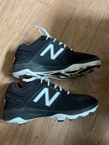 Black Adult Men's Used Size 8.5 (Women's 9.5) Molded Cleats New Balance Low Top