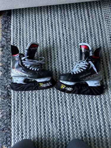 Used Bauer Regular Width  Size 7 Vapor 3X Hockey Skates