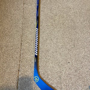 Junior Right Handed W28 Alpha QX3 Hockey Stick