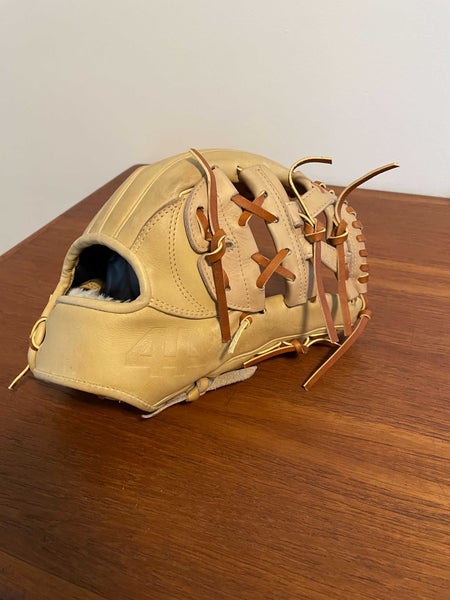 44 Pro Signature Series Baseball Glove 12.5"
