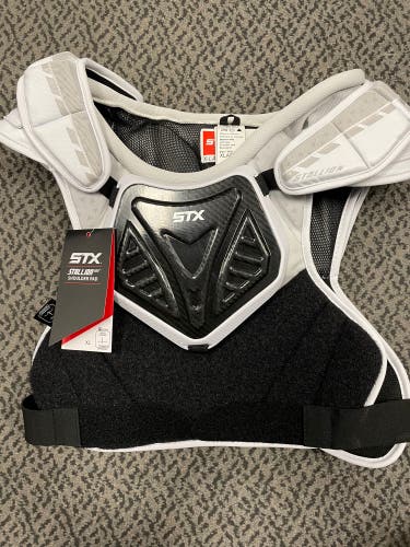 STX Stallion 900 XL shoulder pads