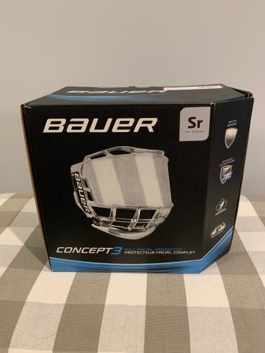 Bauer concept 3 full facial protector