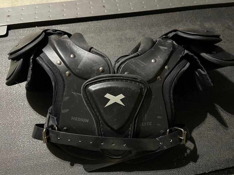 Youth Xenith Flyte Shoulder Pads