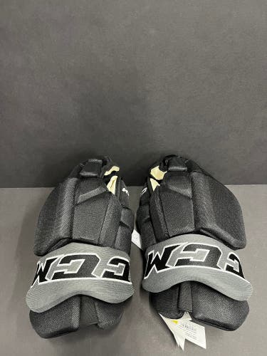 New CCM 14" Pro Stock HGTKPP Gloves
