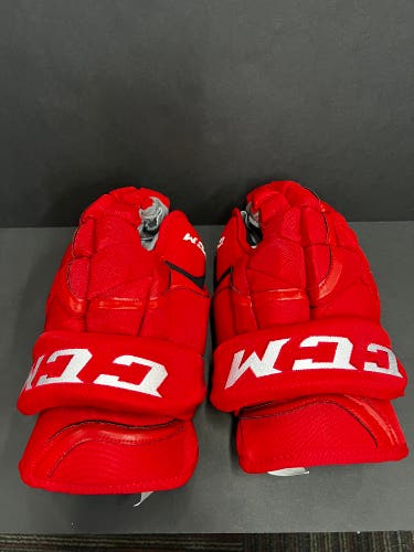 New CCM 13" Pro Stock HG12 Red Wings Gloves