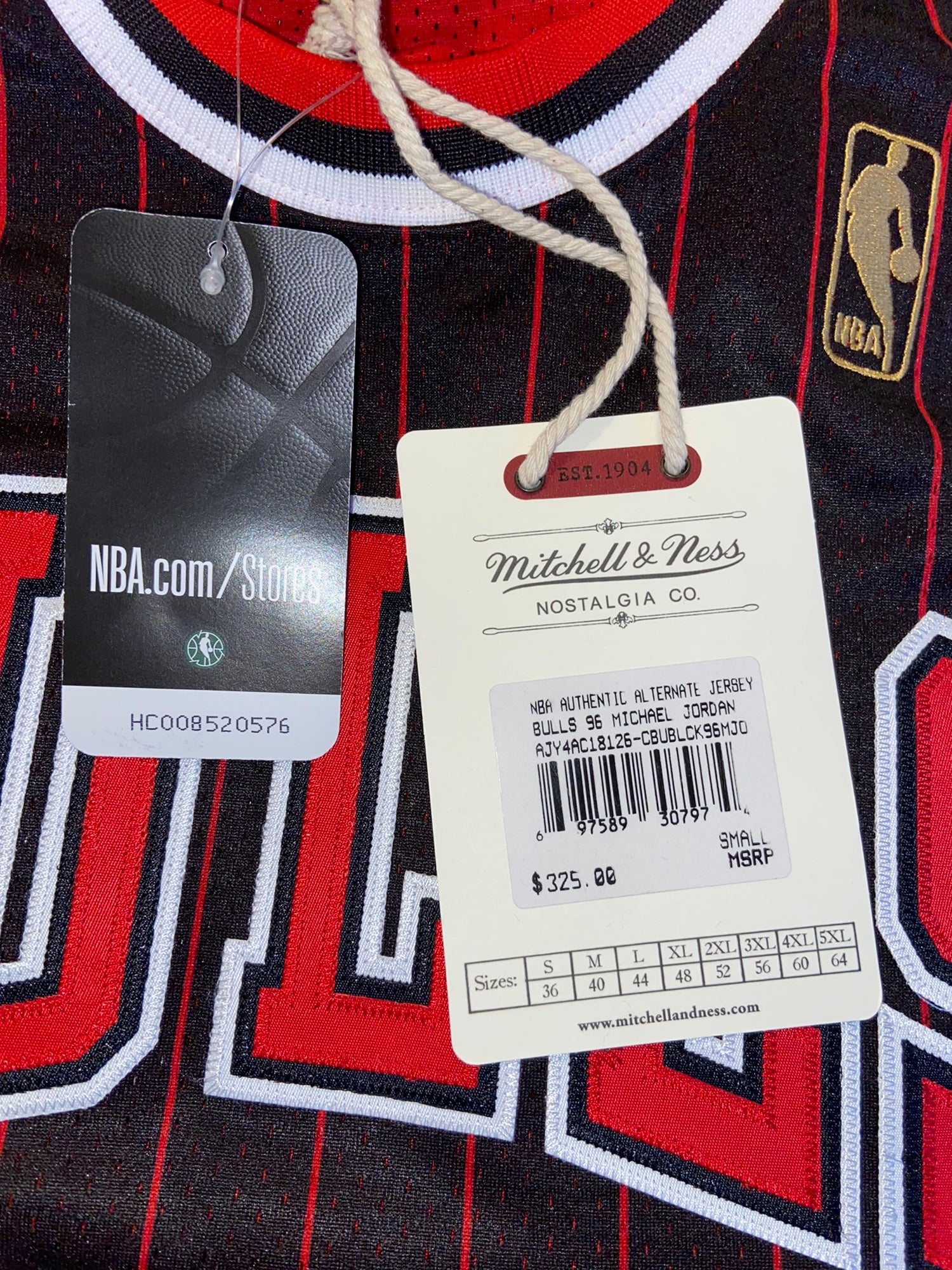 100% Authentic Michael Jordan Mitchell & Ness 96 97 Bulls Jersey Size  36 S Mens