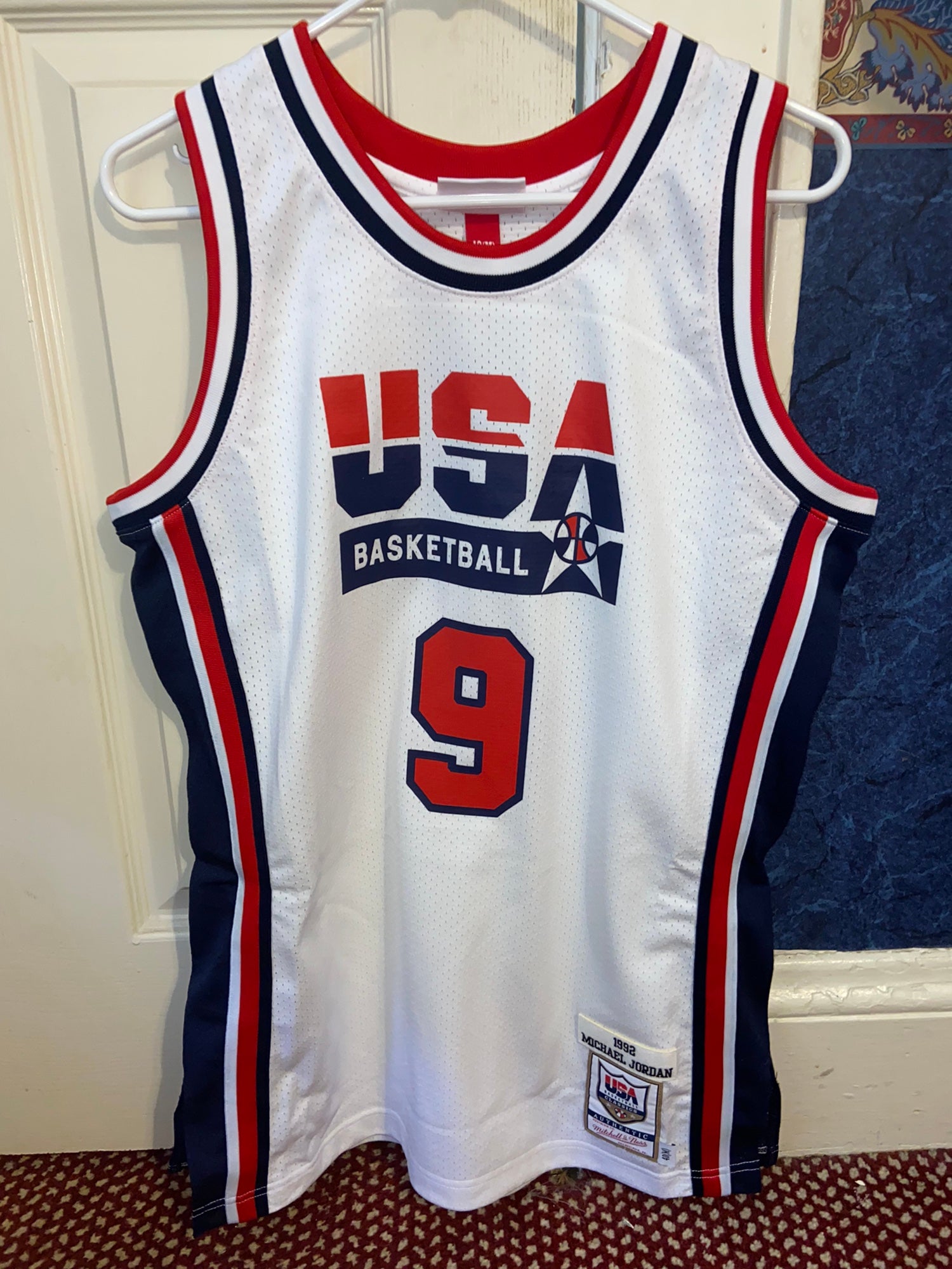 Men's Mitchell & Ness Scottie Pippen White USA Basketball Authentic 1992 Jersey Size: Small