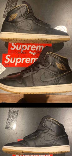 Black Adult Size 10.5 Air Jordan Jordan 1 mid Shoes