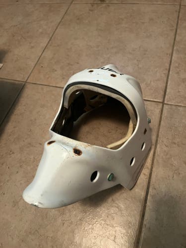 Used COMPLETE Bauer Pro Stock Profile 960XPM Goalie Mask
