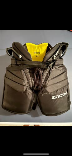 Used Senior Small CCM R19 Goalie Pants