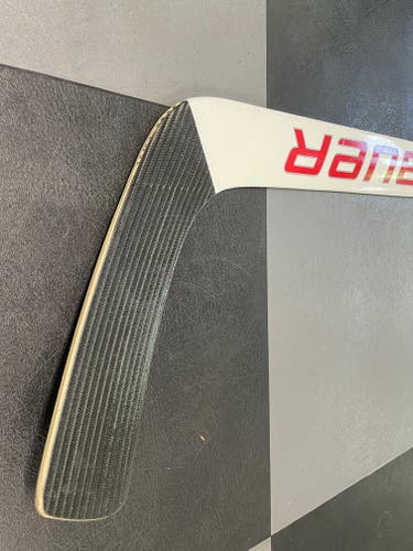 New Senior Bauer Reactor 9000 Goalie Stick 27" Paddle P31 Curve