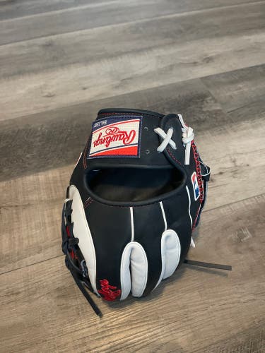 Infield 11.5" Heart of the Hide Baseball Glove