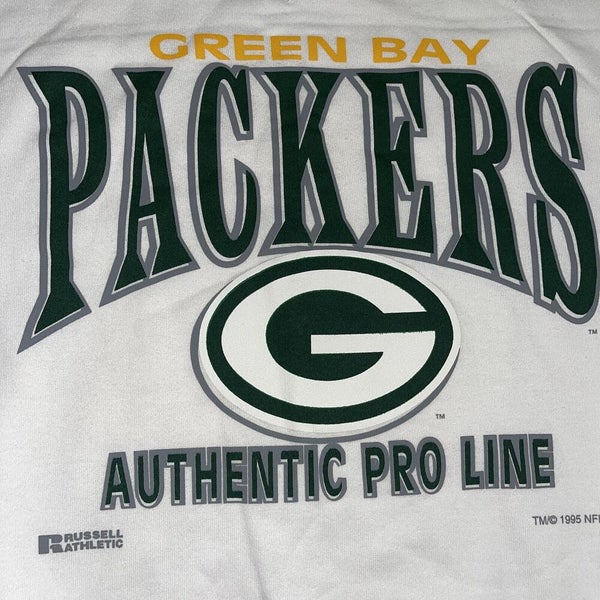 Vintage 90's Green Bay Packers Sweatshirt by Russell Athletic