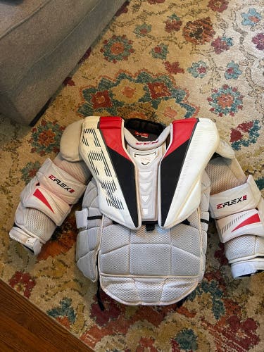 CCM eflex 5 chest protector Pro Model