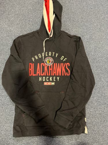 New Black CCM Chicago Blackhawks Vintage Hoodie S, M , Lg , Xl