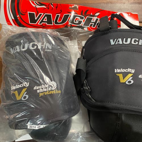 New Vaughn V6 1100i goalie knee protectors INT.