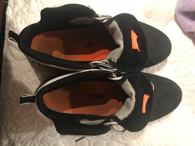Men's Size 9.5 (Women's 10.5) Warrior Shoes