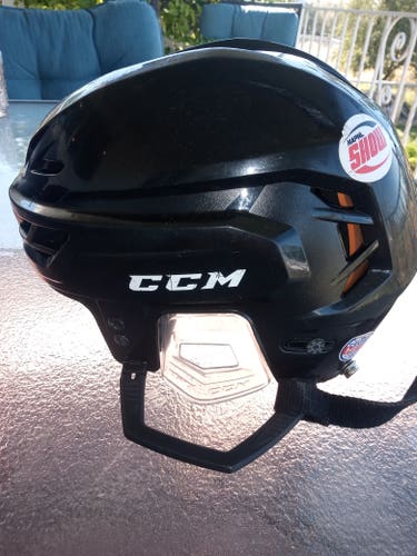 Medium CCM Tacks 710 Helmet