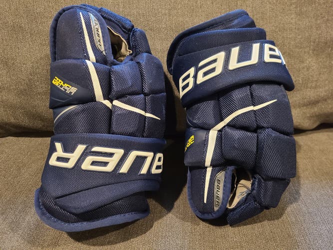 Used Bauer Supreme Ultrasonic Gloves 14"
