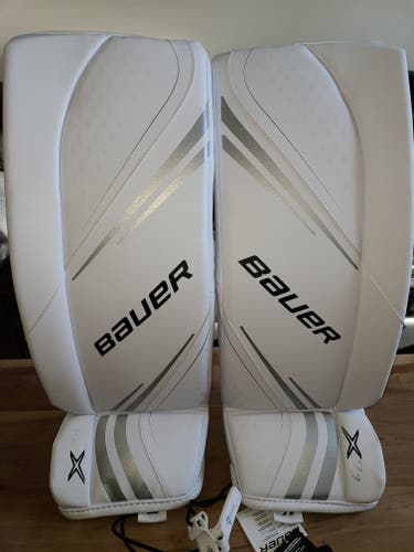 New 28" Bauer Vapor X2.7 Goalie Leg Pads