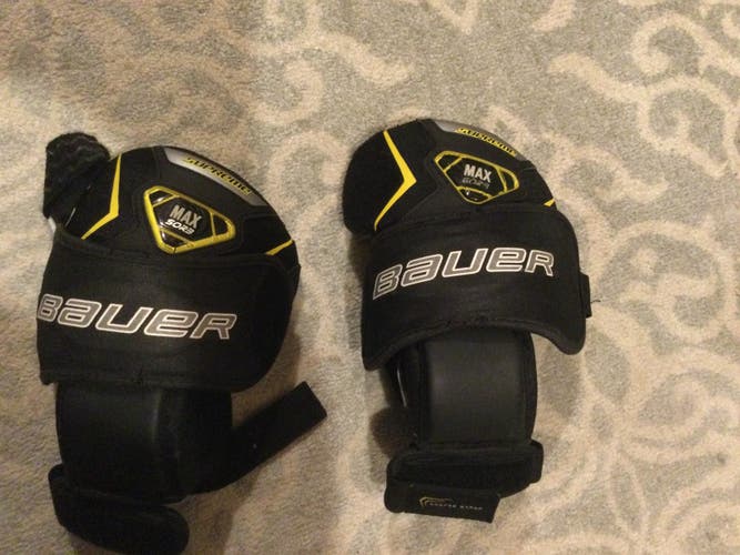New Bauer Supreme goalie thigh guards