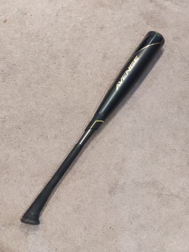 Used USSSA Certified AXE Avenge Bat (-8) 22 oz 30"