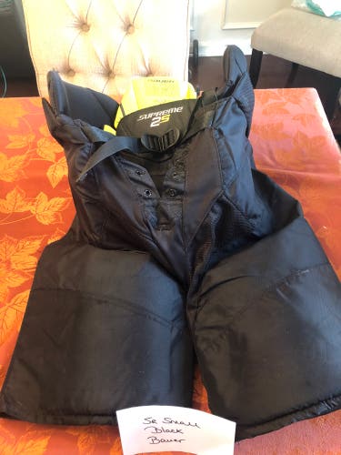 Used Small Bauer Supreme 2S Hockey Pants