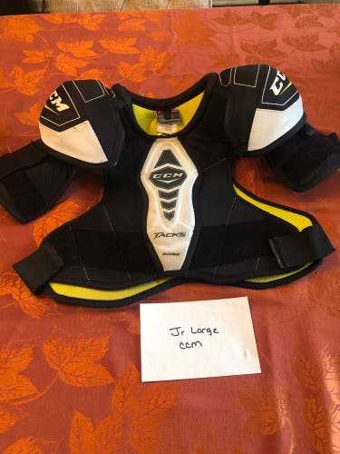Junior Large CCM Tacks 2052 Shoulder Pads
