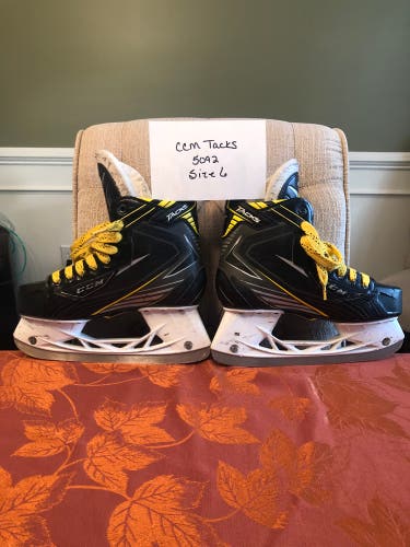 Used CCM Regular Width Size 6 Tacks 5092 Hockey Skates